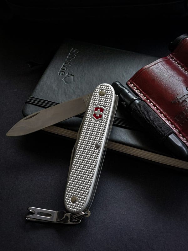 Victorinox Pioneer X - Multitool